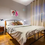 Apartment With Pool 992 Pula