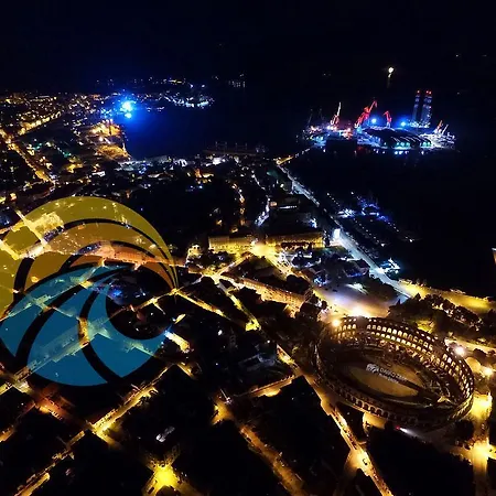 With Pool 992 * 풀라