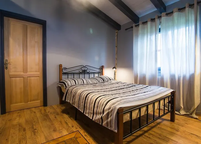 With Pool 992 Lejlighed